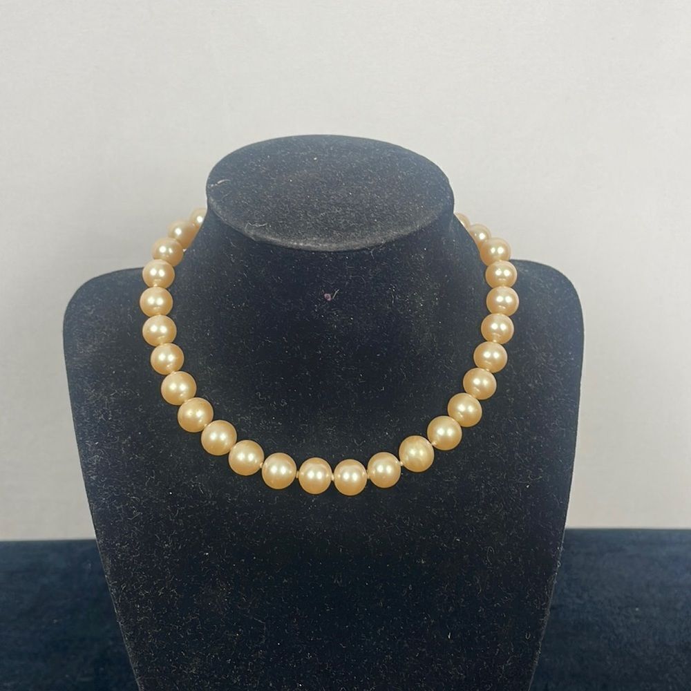 Vintage Miriam Haskell Signed Fauz Peal Necklace